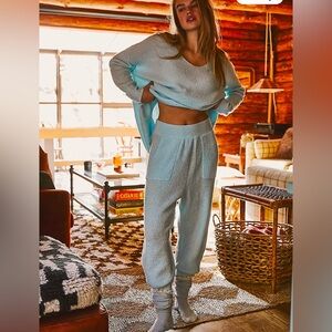 NWT FP C.O.Z.Y Baby blue oversized exposed trim knit pulover(M/L)/pants XS set